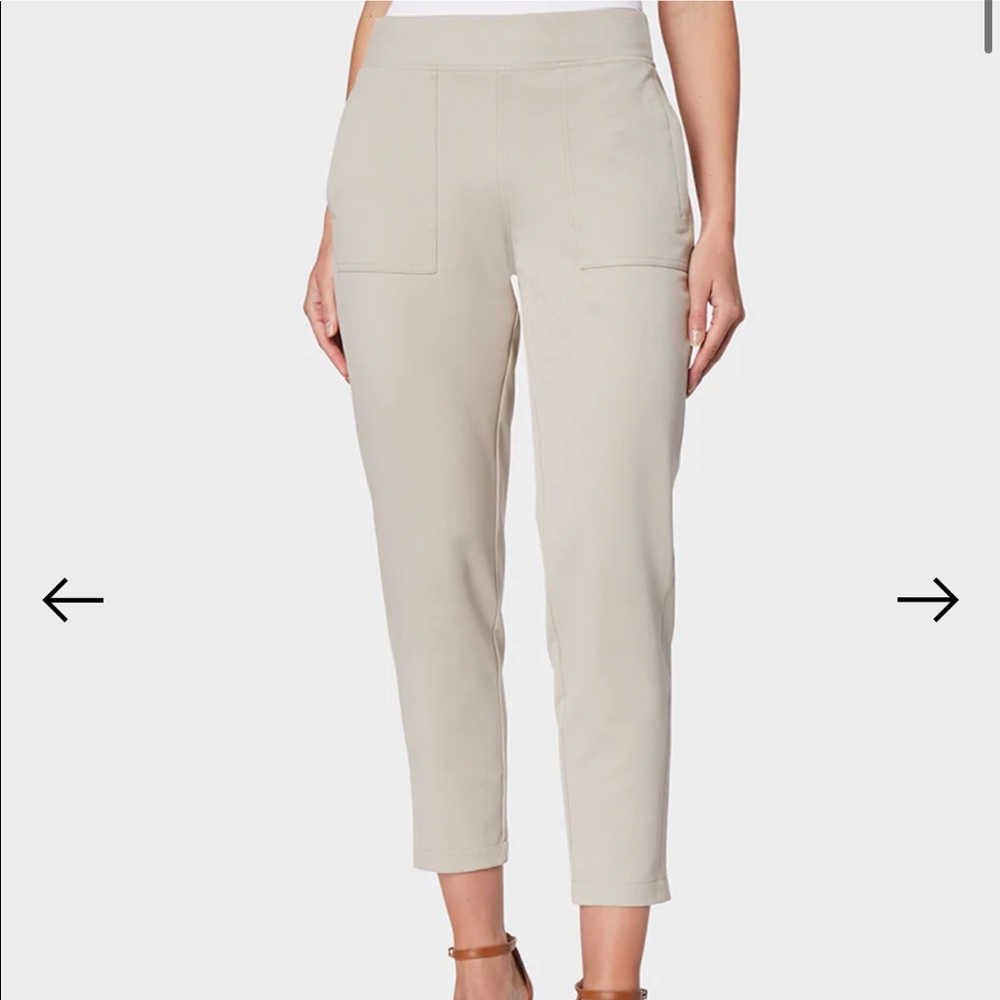 Stretch Woven Capri